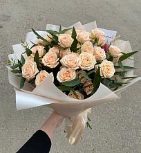 Букет Кремовые розы Латте в Ахтырском