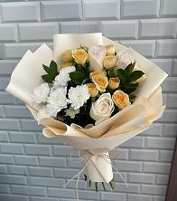 Букет цветочный вальс в Ахтырском Букет цветов из:  Розы и Хризантемы в Ахтырском